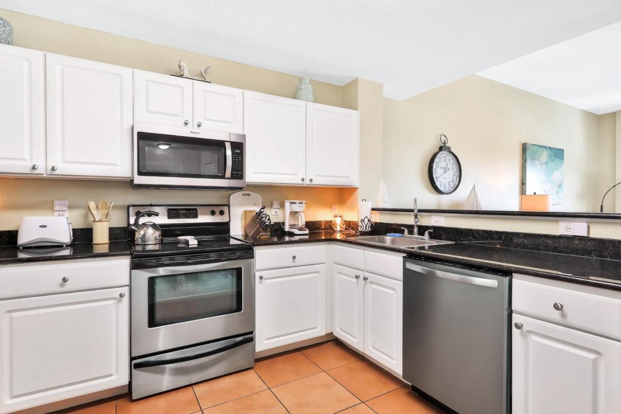 Bay Front Oasis Apartman St. Pete Beach Kültér fotó