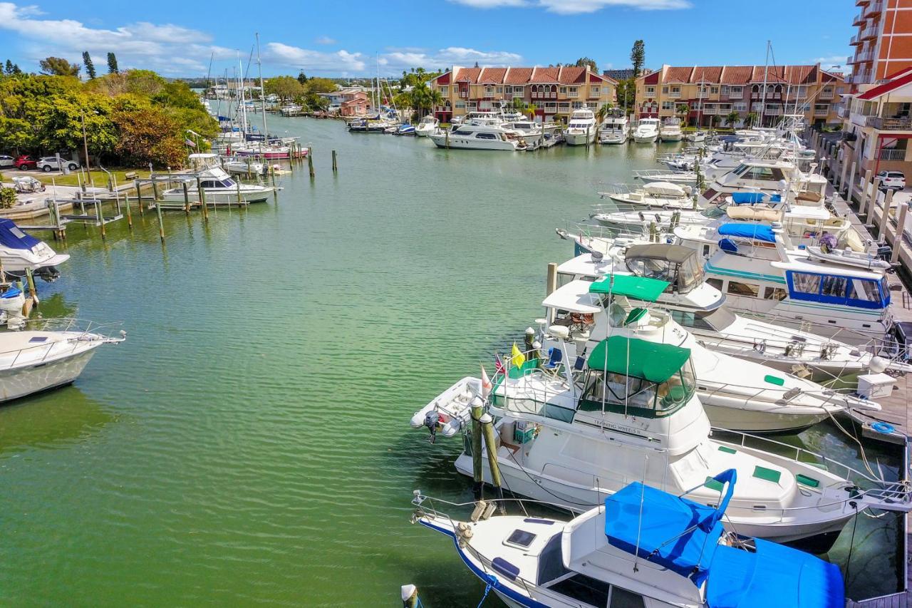 Bay Front Oasis Apartman St. Pete Beach Kültér fotó